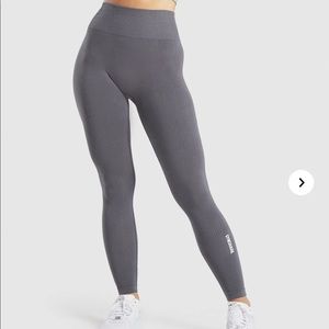 Gymshark Power Down leggings and sports bra set!